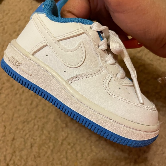 Size five Nike air for one good condition - Picture 2 of 3